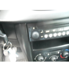 Calculateur moteur PEUGEOT 207