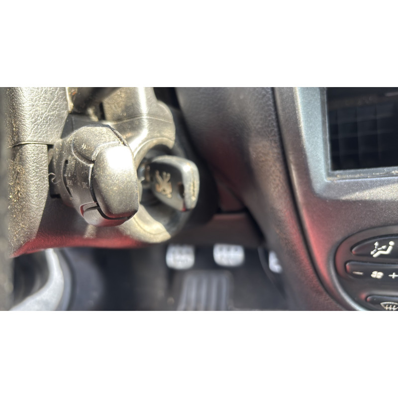 Calculateur moteur PEUGEOT 206 Photo n°19