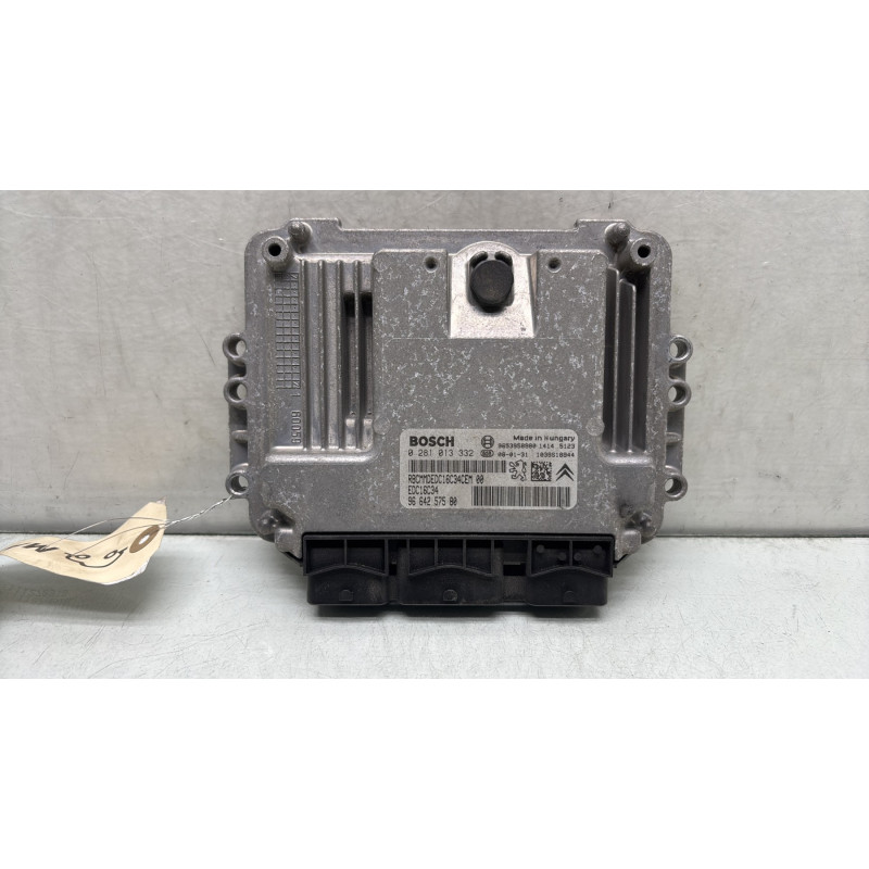 Calculateur moteur PEUGEOT 308 1 Photo n°1