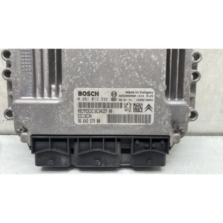 Calculateur moteur PEUGEOT 308 1