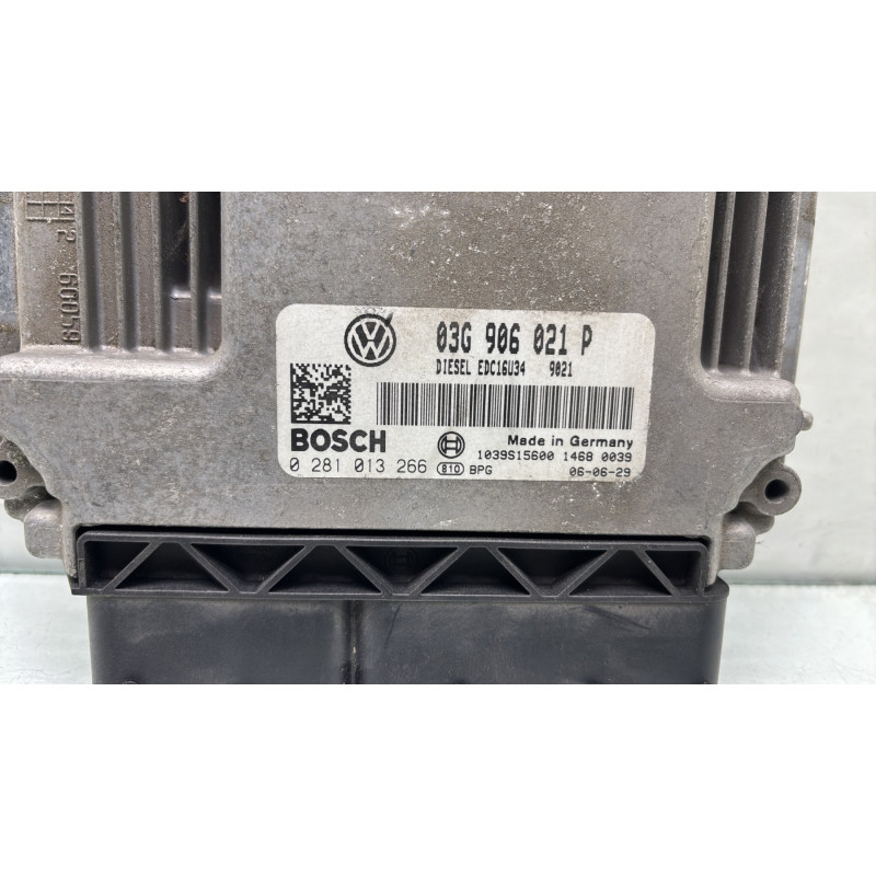 Calculateur moteur VOLKSWAGEN TOURAN 1 Photo n°2