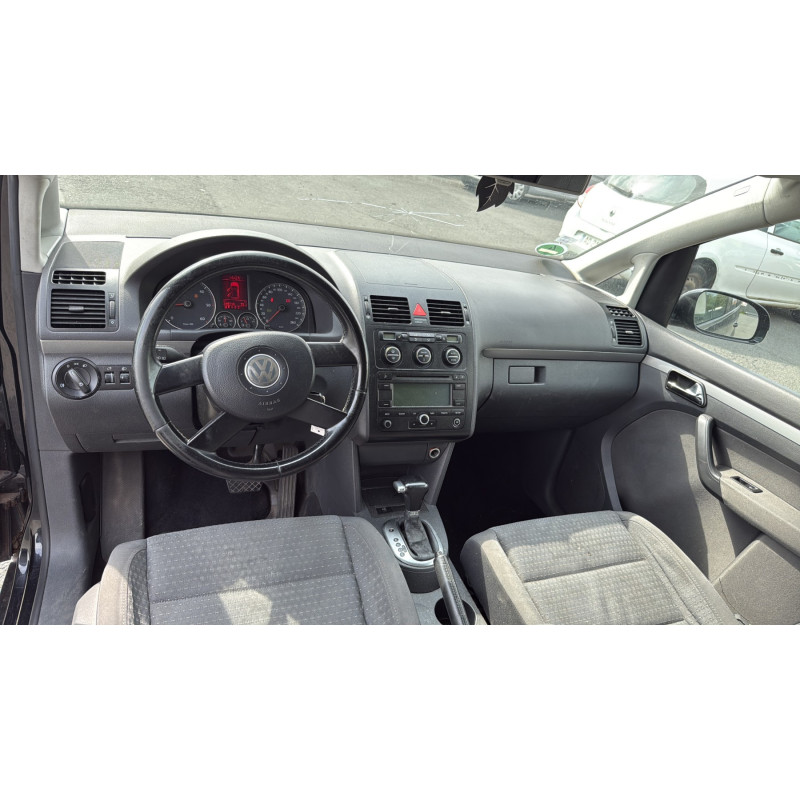 Calculateur moteur VOLKSWAGEN TOURAN 1 Photo n°17