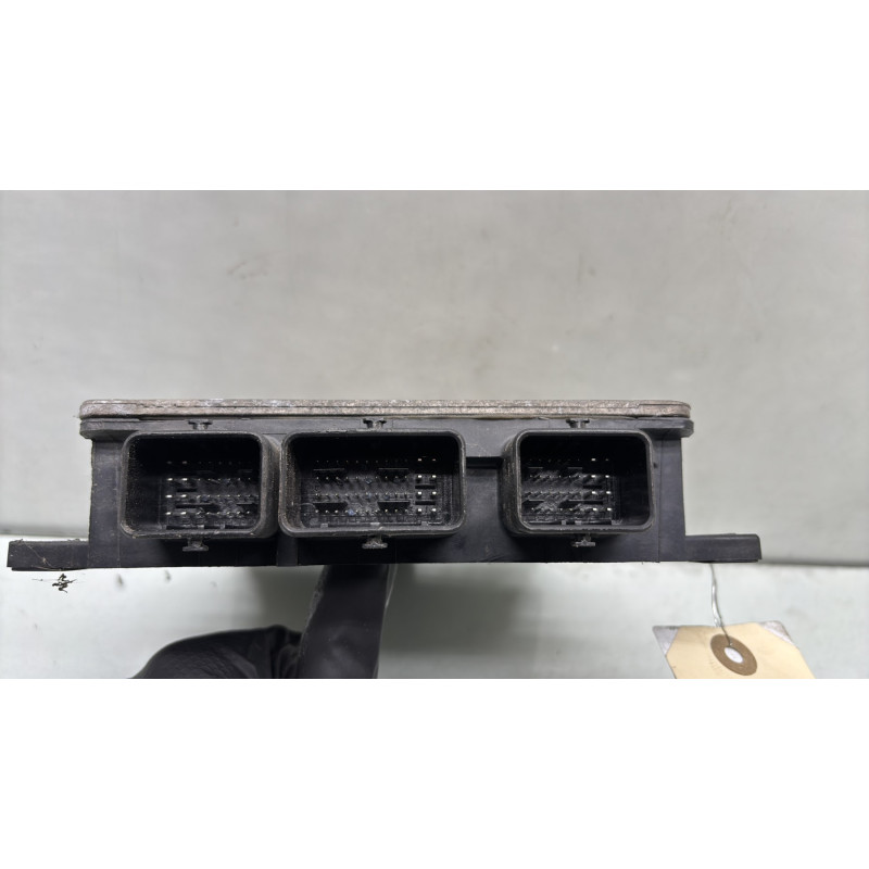 Calculateur moteur RENAULT MODUS Photo n°3