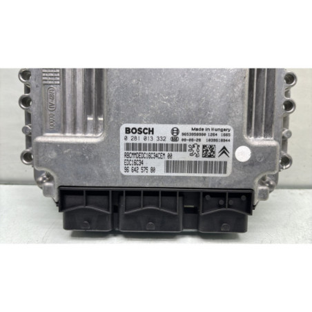Calculateur moteur PEUGEOT 407