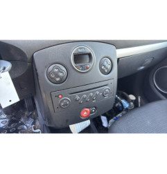 Calculateur moteur RENAULT CLIO 3