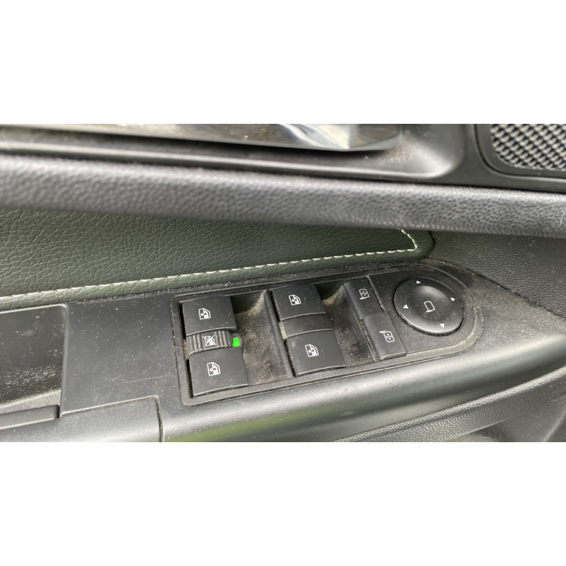 Alternateur OPEL ZAFIRA B Photo n°12