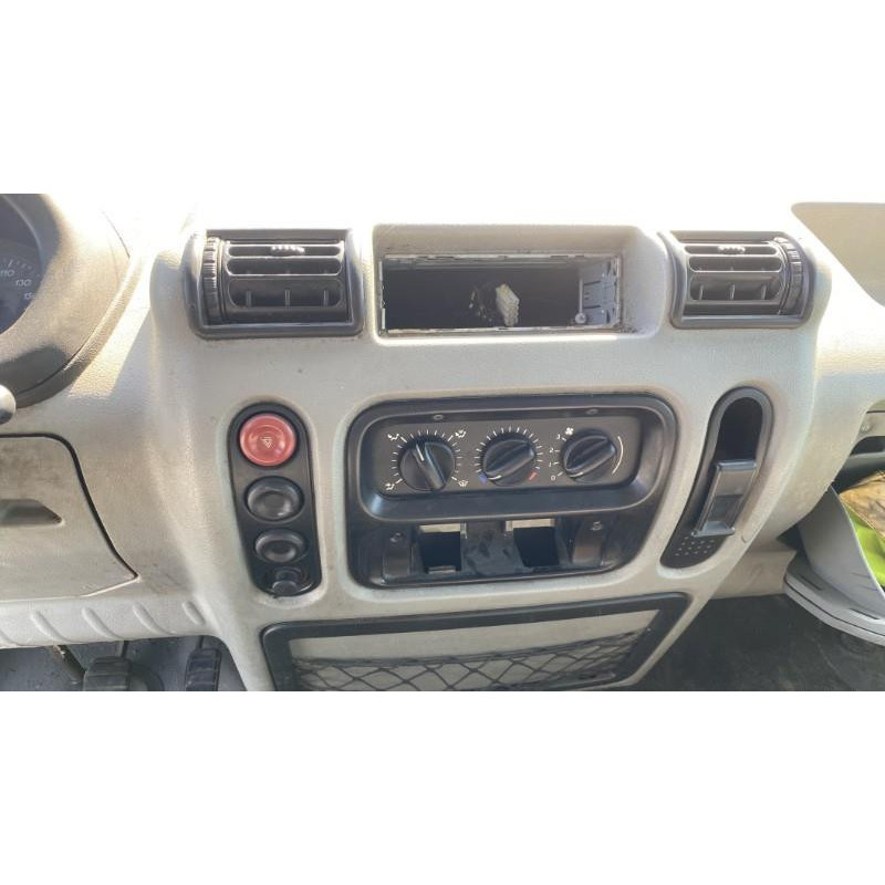 Moteur essuie glace avant RENAULT MASTER 2 Photo n°17