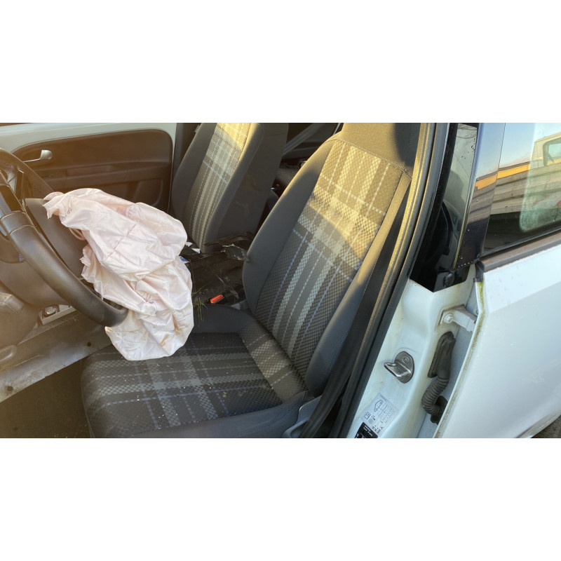 Alternateur VOLKSWAGEN UP Photo n°14