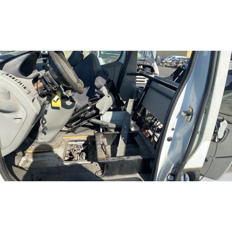 Pompe de direction RENAULT TRAFIC 2 Photo n°13