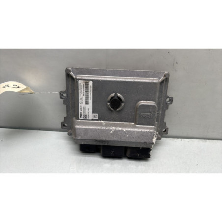 Calculateur moteur PEUGEOT 208 1 Photo n°1