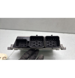 Calculateur moteur PEUGEOT 208 1