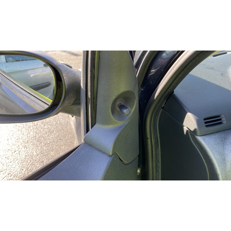 Com (Bloc Contacteur Tournant+Commodo Essuie Glace+Commodo Phare) CITROEN C2 Photo n°19