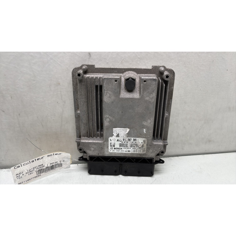 Calculateur moteur AUDI A4 4 Photo n°1