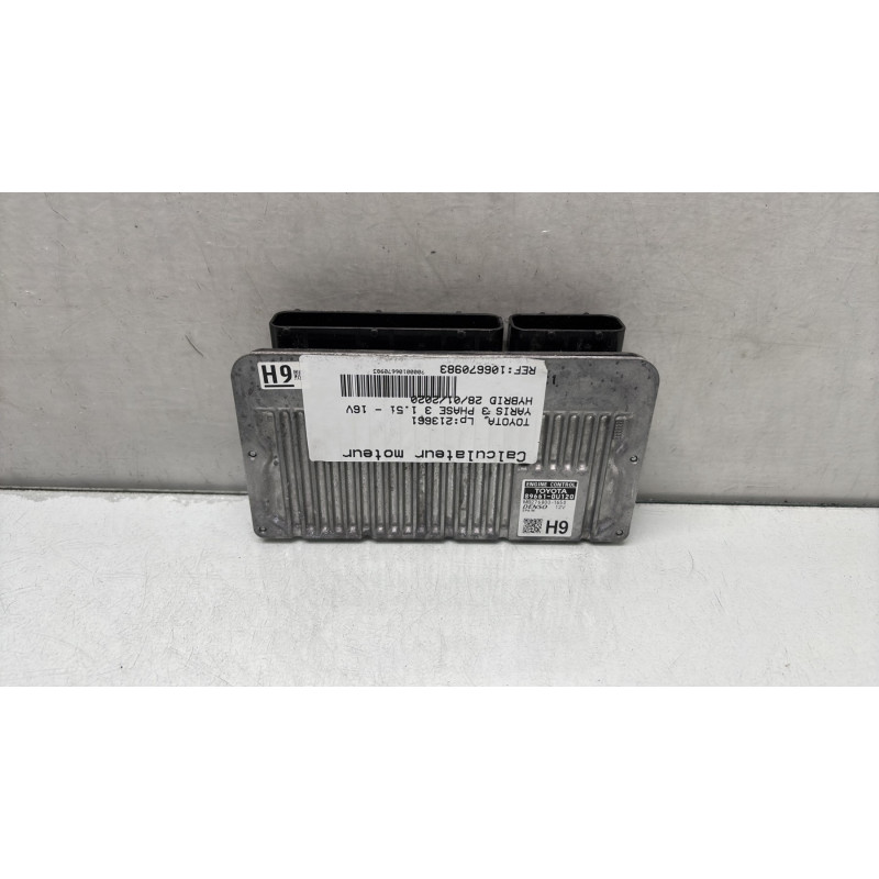 Calculateur moteur TOYOTA YARIS 3 Photo n°4