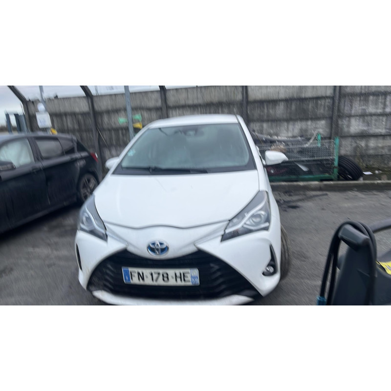 Calculateur moteur TOYOTA YARIS 3 Photo n°13