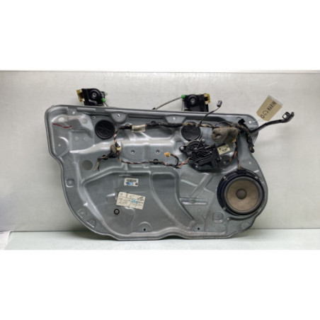 Leve vitre electrique avant gauche VOLKSWAGEN POLO 4 Photo n°1