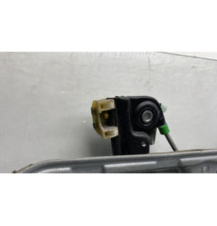 Leve vitre electrique avant gauche VOLKSWAGEN POLO 4