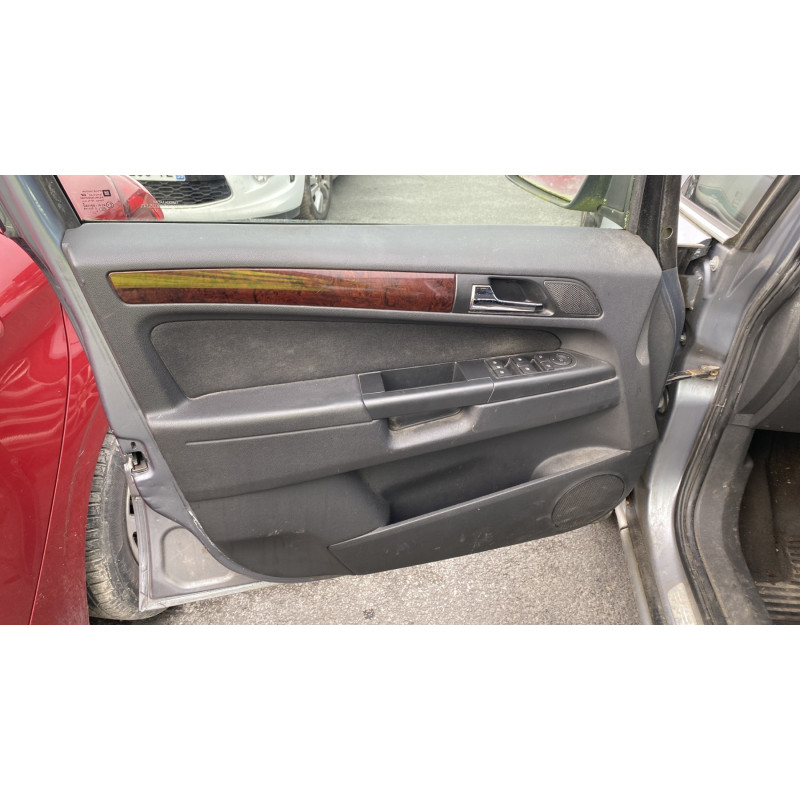 Calculateur moteur OPEL ZAFIRA B Photo n°13