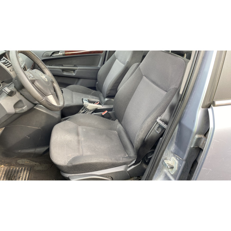 Calculateur moteur OPEL ZAFIRA B Photo n°15
