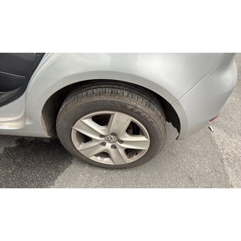 Calculateur moteur VOLKSWAGEN GOLF PLUS Photo n°18