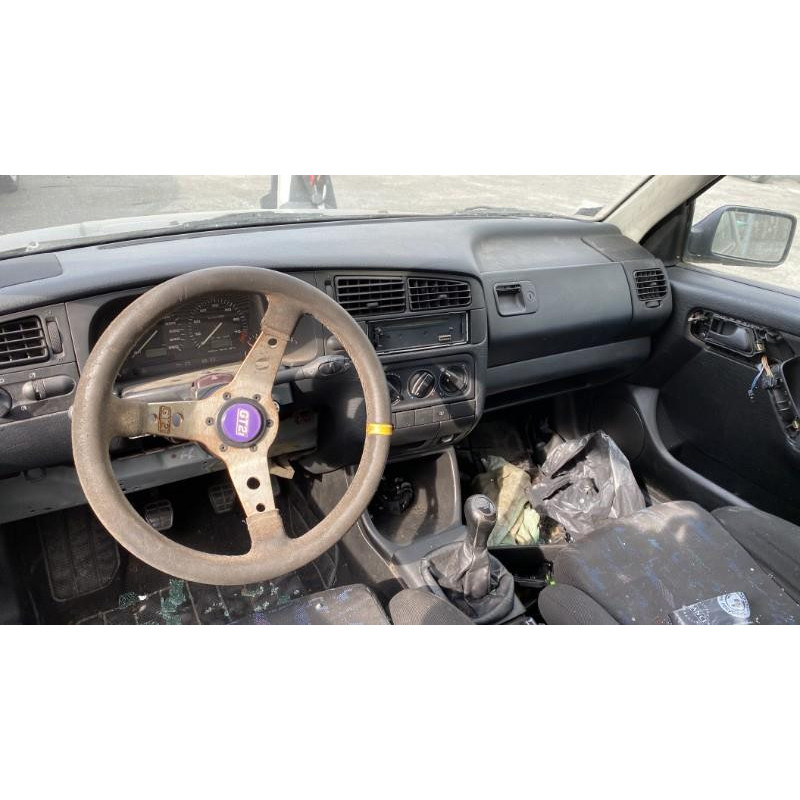 Pompe de direction VOLKSWAGEN GOLF 3 Photo n°5