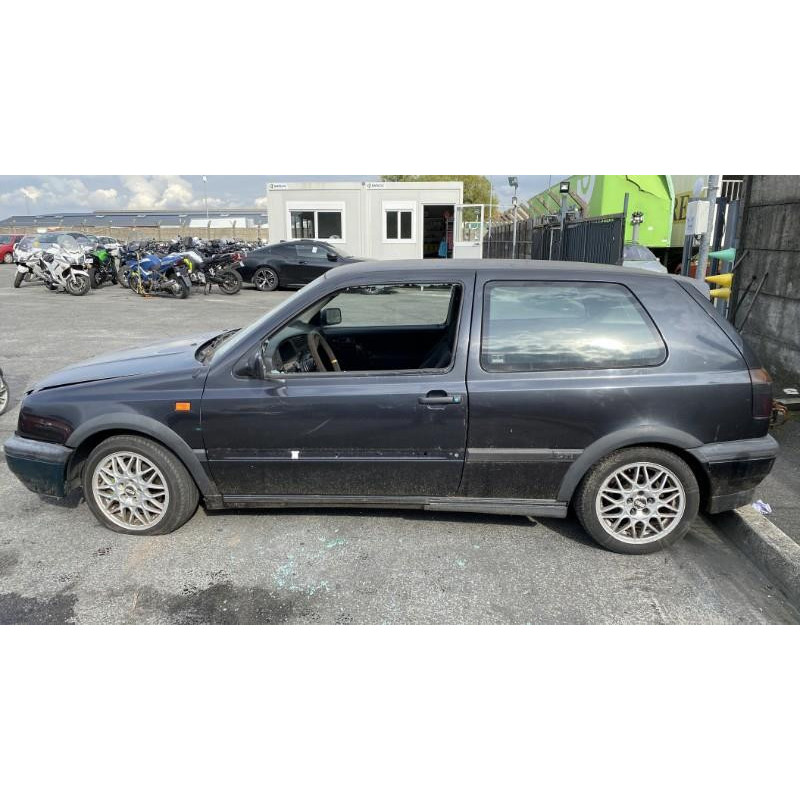 Pompe de direction VOLKSWAGEN GOLF 3 Photo n°12