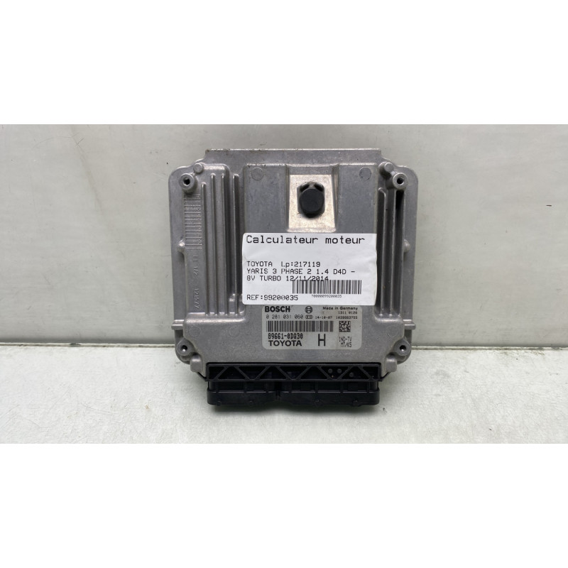 Calculateur moteur TOYOTA YARIS 3 Photo n°1