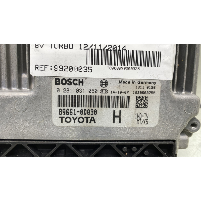 Calculateur moteur TOYOTA YARIS 3 Photo n°2