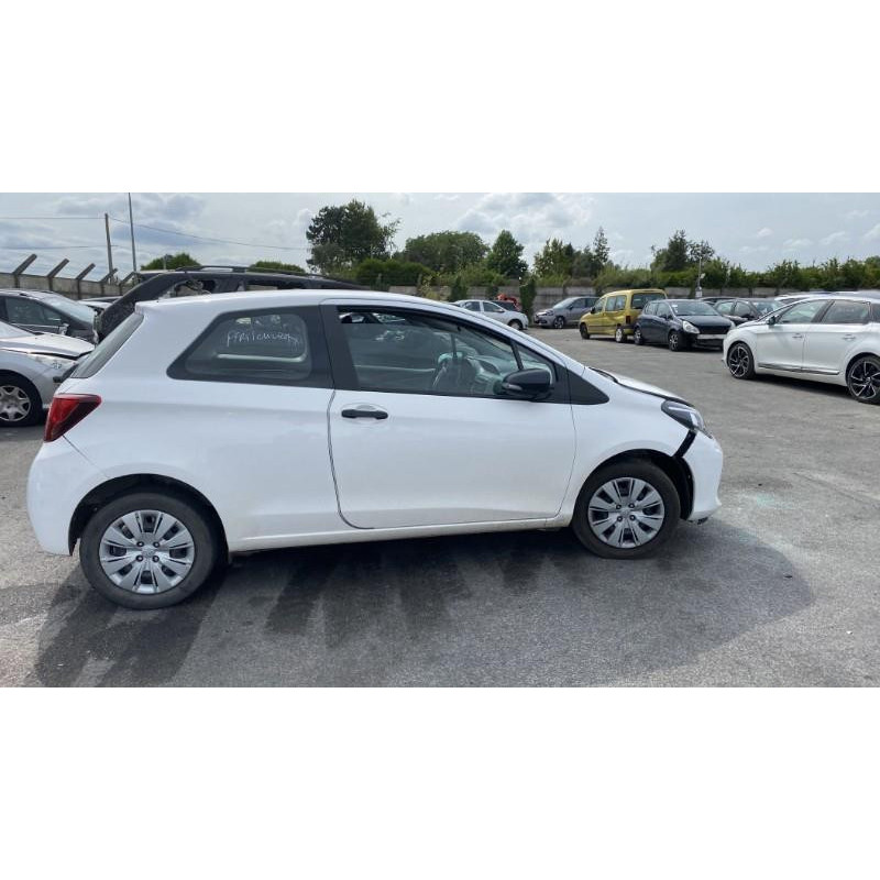 Calculateur moteur TOYOTA YARIS 3 Photo n°13