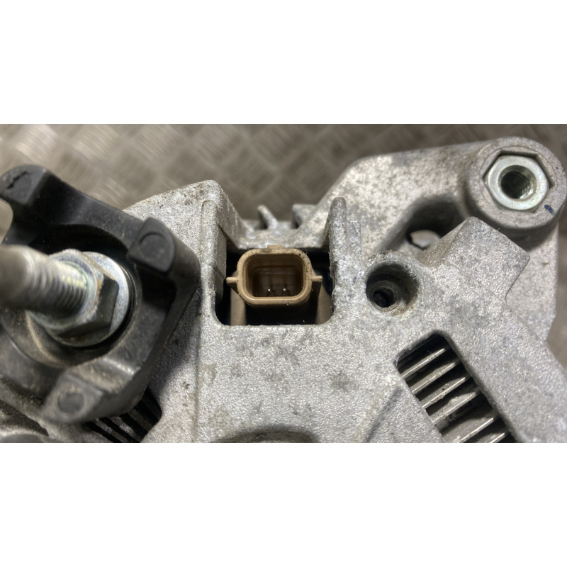 Alternateur RENAULT SCENIC 3 Photo n°6