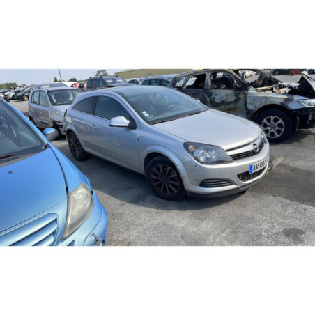 Pompe de direction OPEL ASTRA H Photo n°1