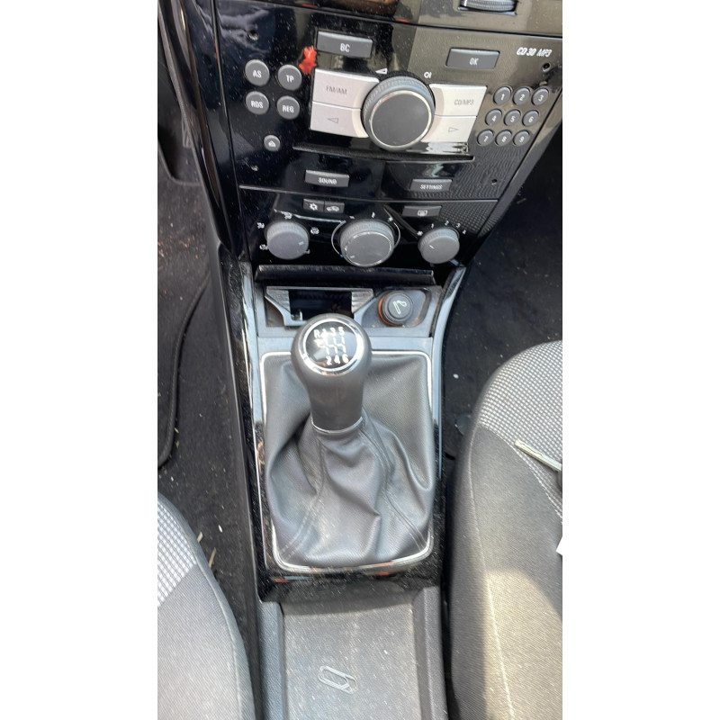 Pompe de direction OPEL ASTRA H Photo n°3
