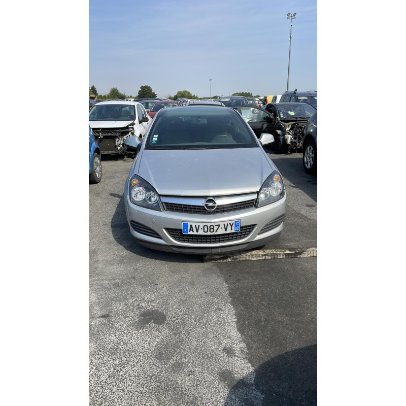 Pompe de direction OPEL ASTRA H Photo n°4