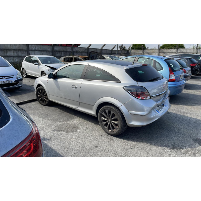 Pompe de direction OPEL ASTRA H Photo n°6