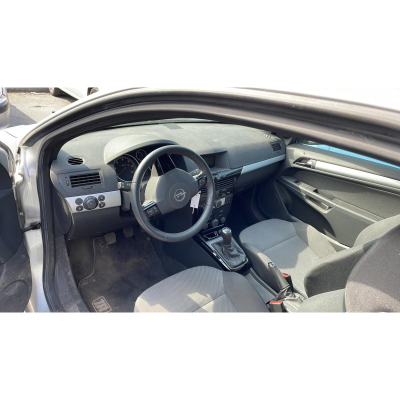 Pompe de direction OPEL ASTRA H Photo n°7