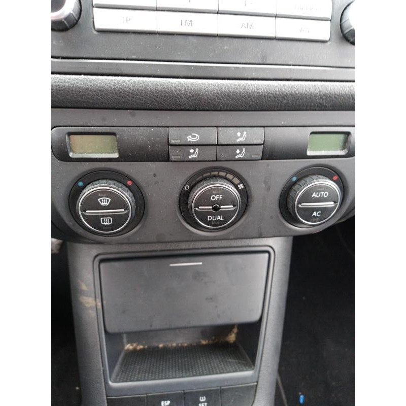 Calculateur moteur VOLKSWAGEN GOLF PLUS Photo n°12
