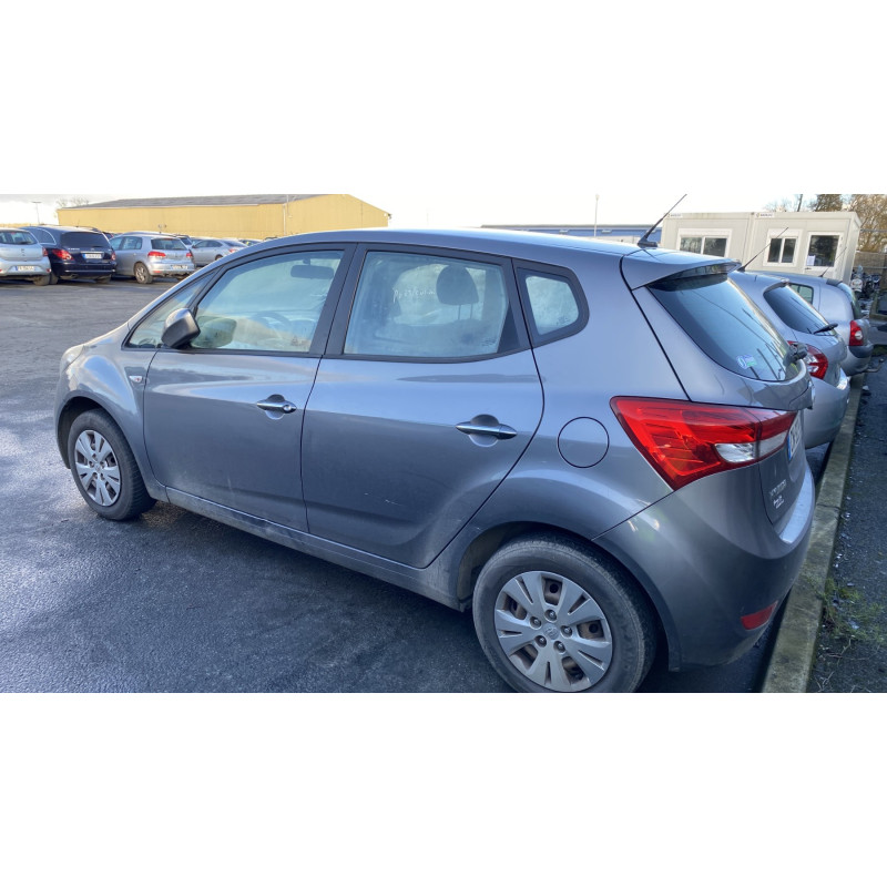 Calculateur moteur HYUNDAI IX 20 Photo n°11