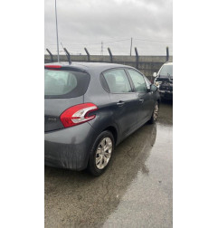 Calculateur moteur PEUGEOT 208 1
