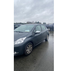 Calculateur moteur PEUGEOT 208 1