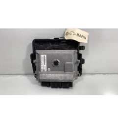 Calculateur moteur PEUGEOT 208 1