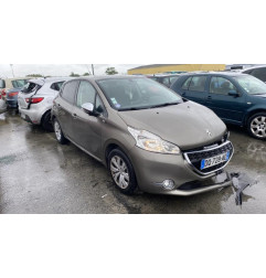 Calculateur moteur PEUGEOT 208 1