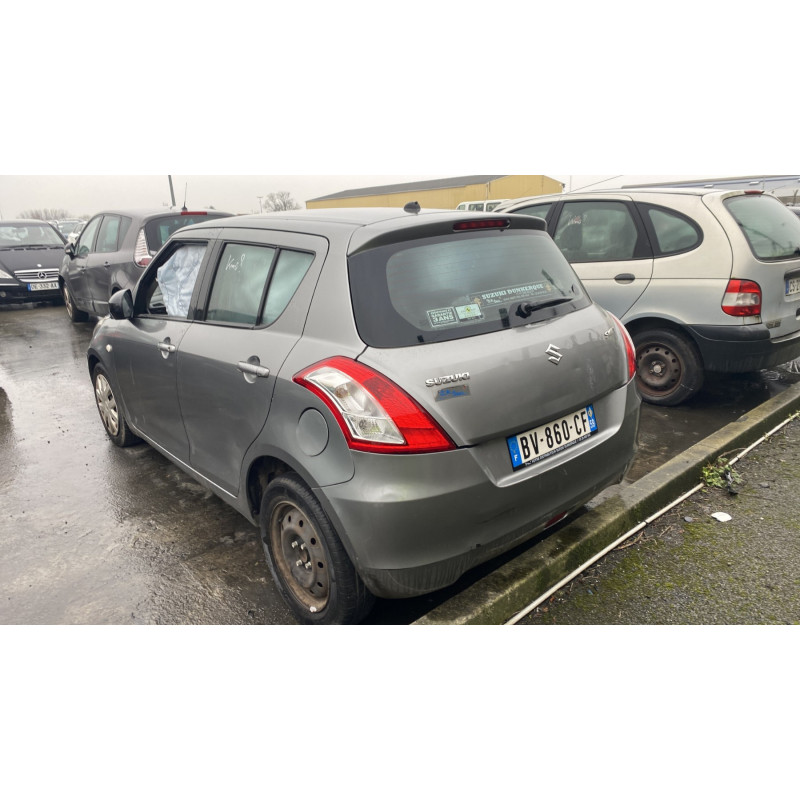 Calculateur moteur SUZUKI SWIFT 4 Photo n°7