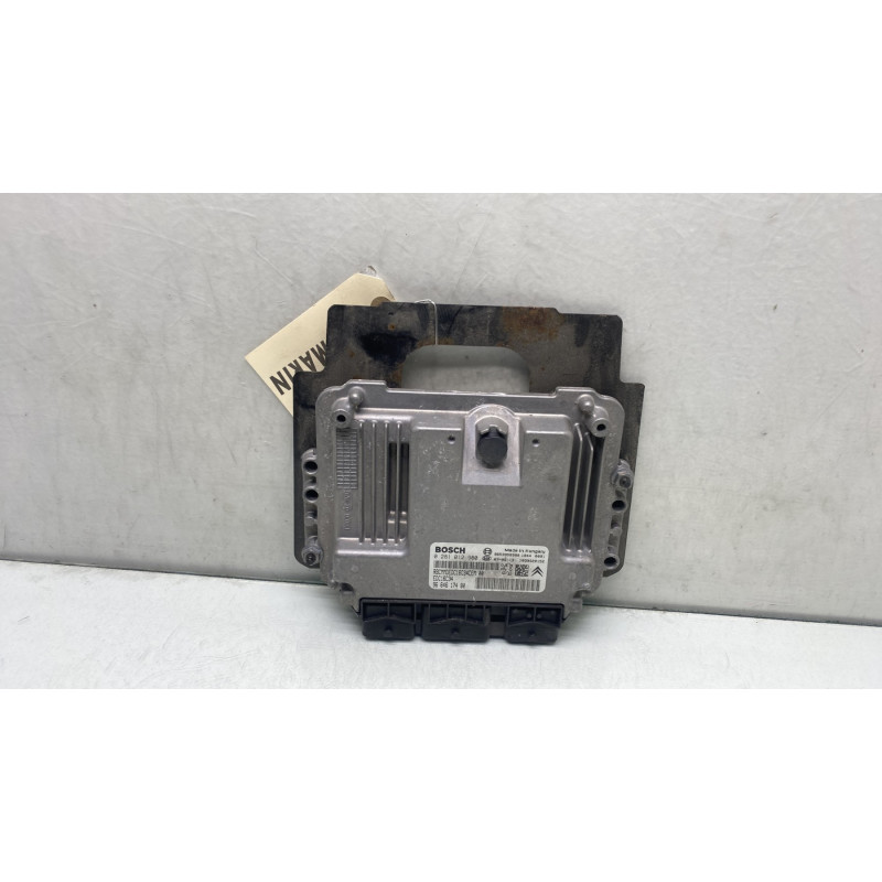 Calculateur moteur CITROEN C4 GRAND PICASSO 1 Photo n°1
