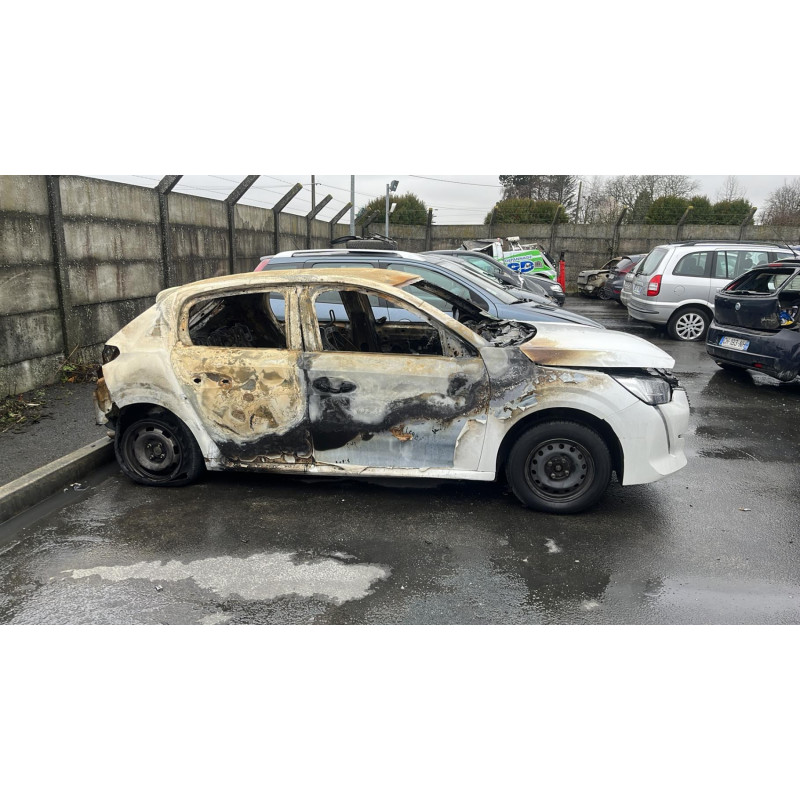 Alternateur PEUGEOT 208 2 Photo n°11