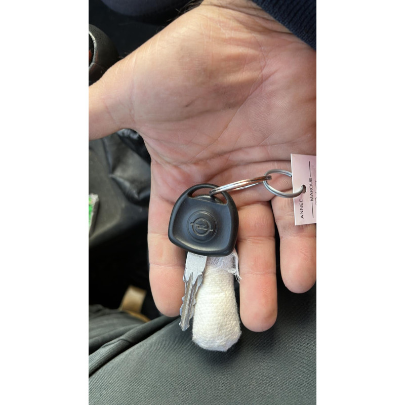 Alternateur OPEL CORSA B Photo n°5