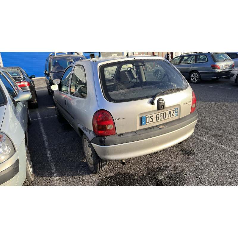Alternateur OPEL CORSA B Photo n°12