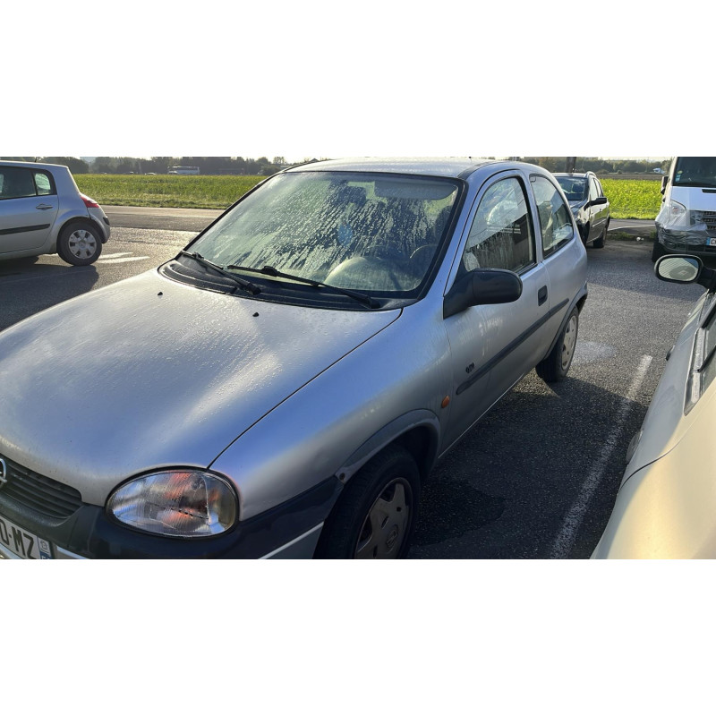 Alternateur OPEL CORSA B Photo n°14