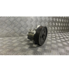 Pompe de direction RENAULT LAGUNA 3 Photo n°1