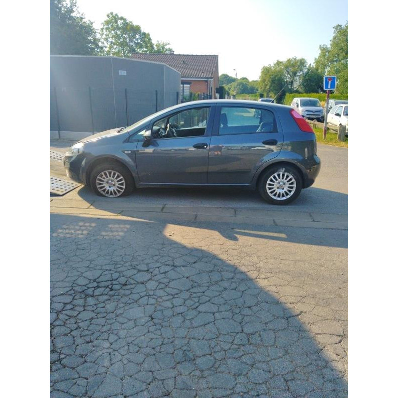Alternateur FIAT PUNTO 3 Photo n°4
