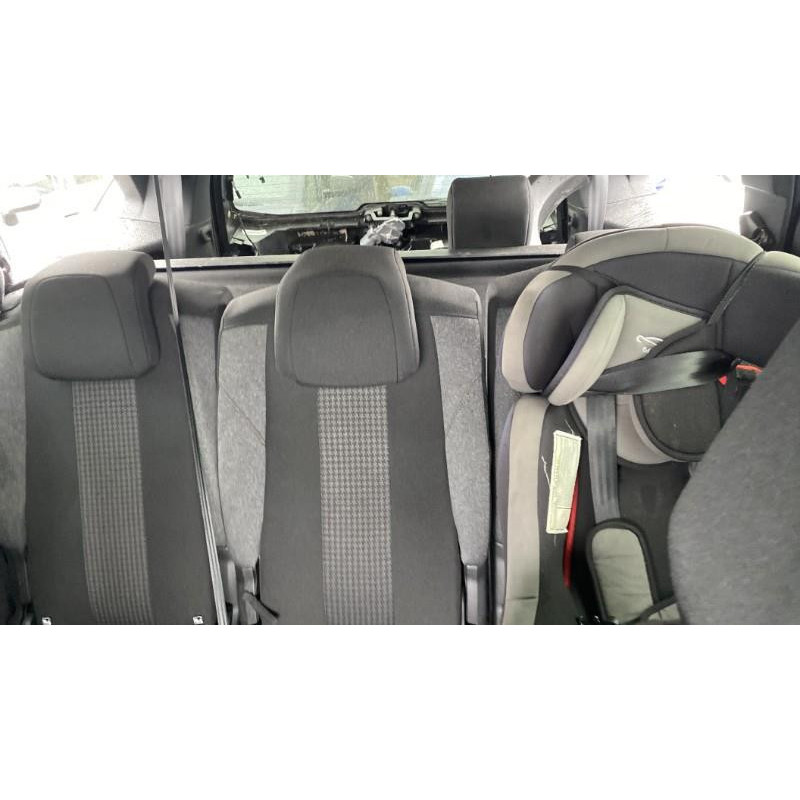 Alternateur PEUGEOT 5008 2 Photo n°13